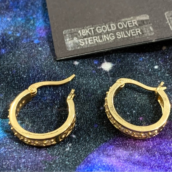 DILLARD’S 18k Gold over Sterling Silver CZ SMALL HOOP EARRINGS! - Picture 13 of 13
